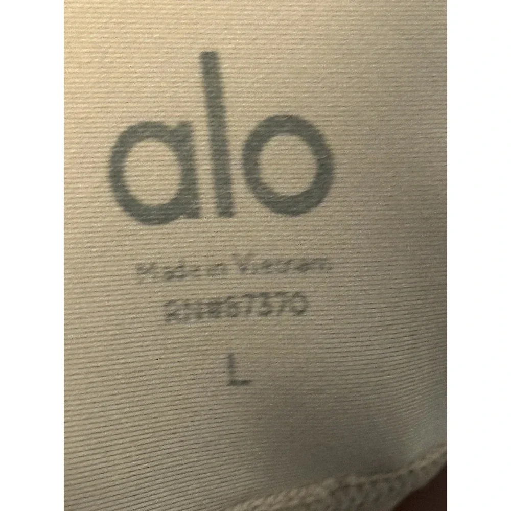 ALO Yoga Women Large Airlift High Waist Capri Crop Leggings Macadamia? Workout